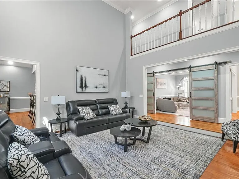 9800 Foxworth Dr — Photo 9
