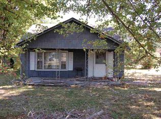 4130 Schneidman Rd, Paducah, KY 42003