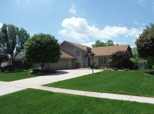 14936 S Cog Hill Ln, Homer Glen, IL 60491