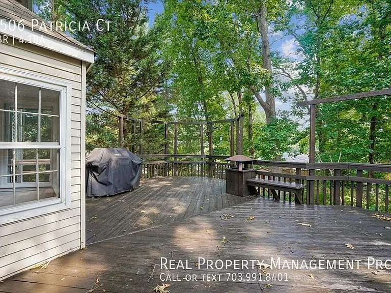 2506 Patricia Ct — Photo 34