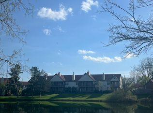 5939 Shadow Lake Cir, Columbus, OH 43235