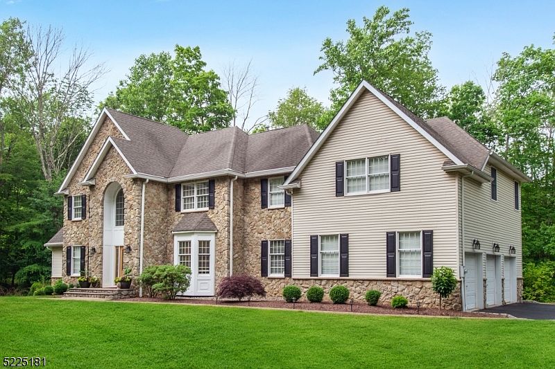 18 Stoneybrook Rd, Long Valley, NJ 07853 MLS 3847441 Zillow