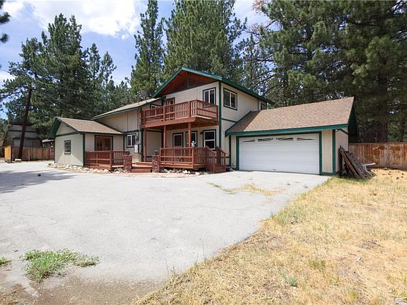 3rd image of 745 E Meadow Ln