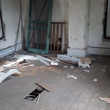 3rd image of 846 Linden St
