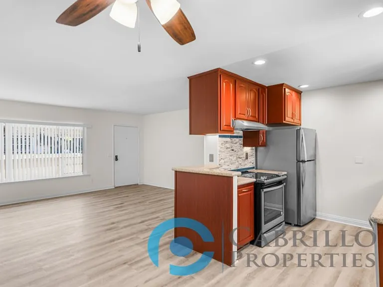 4239 Cleveland Ave #6 — Photo 1