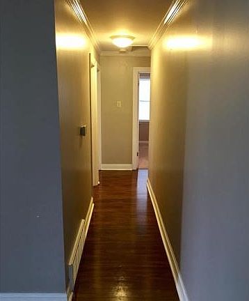4th image of 1062 Couch Ave