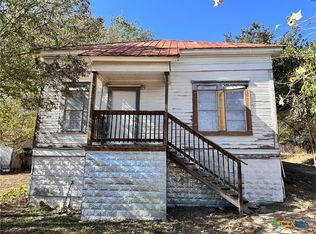 244 W Sessom Dr, San Marcos, TX 78666