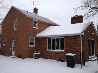 4827 Farnhurst Rd, Lyndhurst, OH 44124