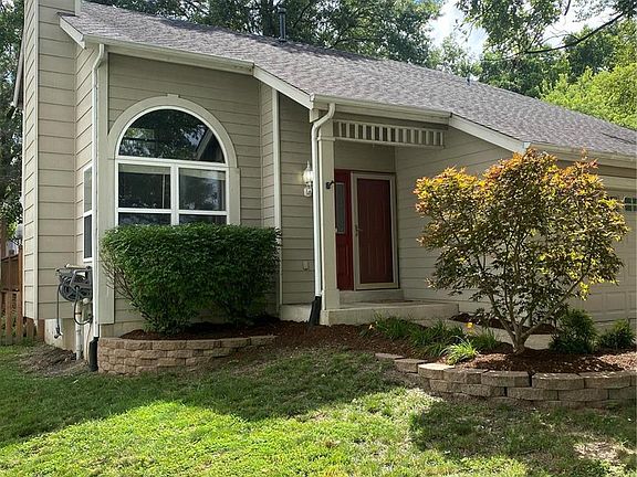 2nd image of 462 Xavier Ct