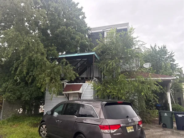 320 Blue Bell Rd, Williamstown, NJ 08094