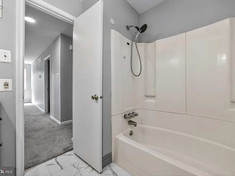 299 Florence Dr — Photo 13