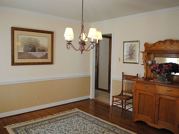 Formal dining room