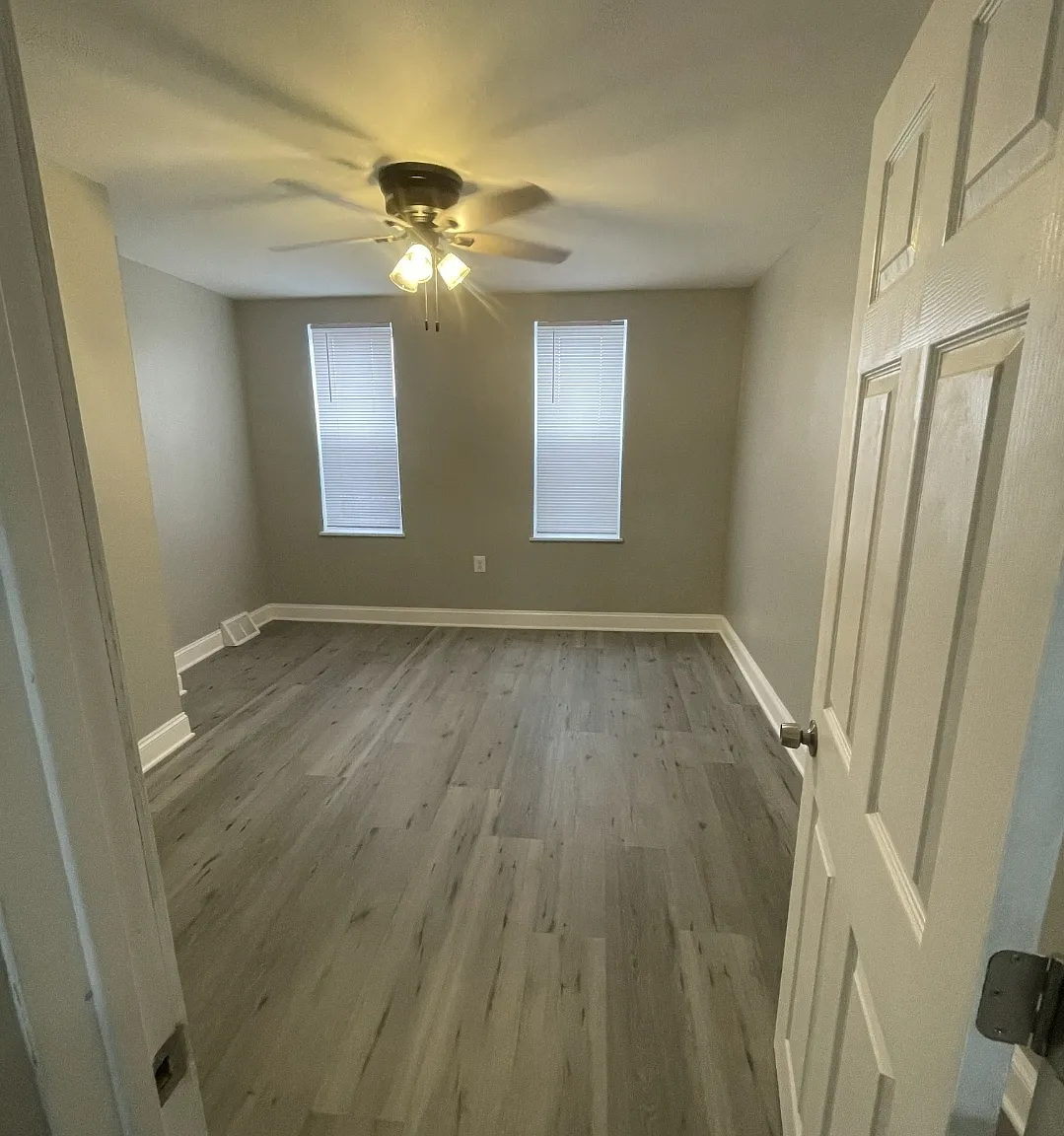 3356 N Hancock St — Photo 2