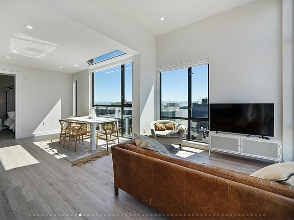 5th image of 2290 3rd St Unit 505