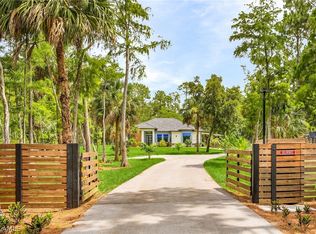 143 12th Ave NE, Naples, FL 34120