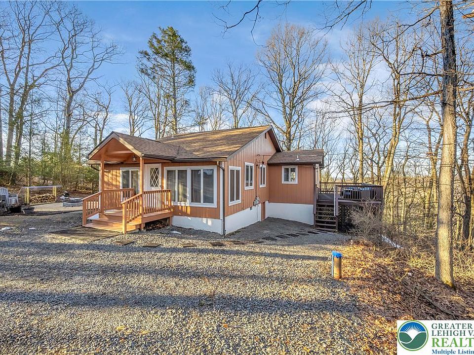 1st image of 3493 Farview Dr