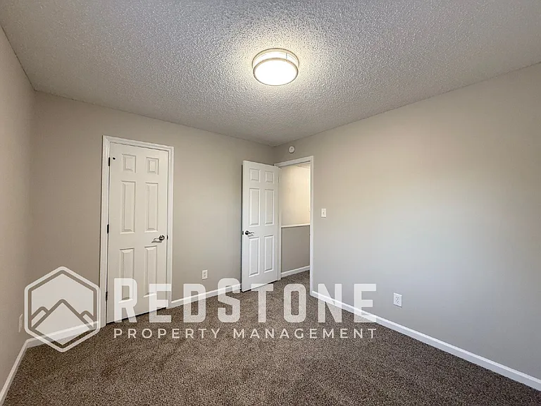 725 S Broad St #C — Photo 17