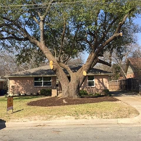 1st image of 7911 Claremont Dr