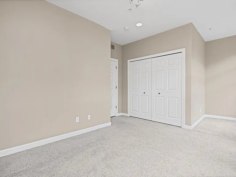 420 Lewis Ct — Photo 28