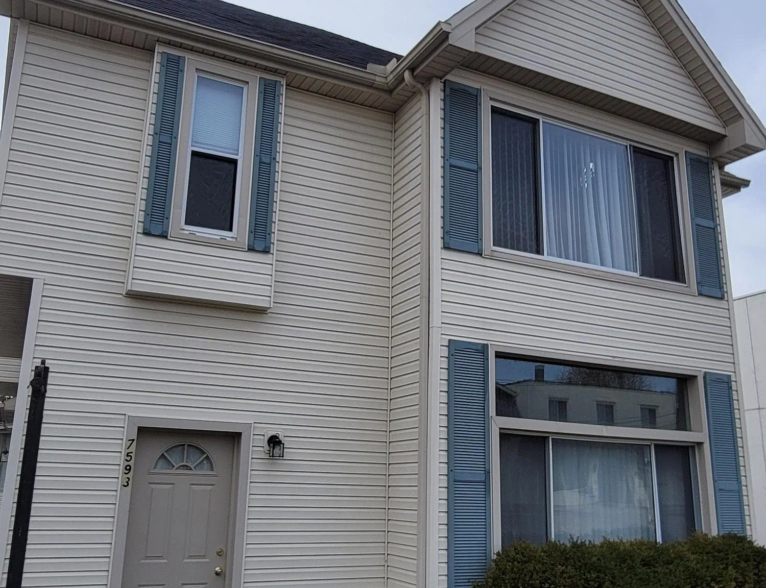 1 bed, 800 sqft, $825 — Photo 1