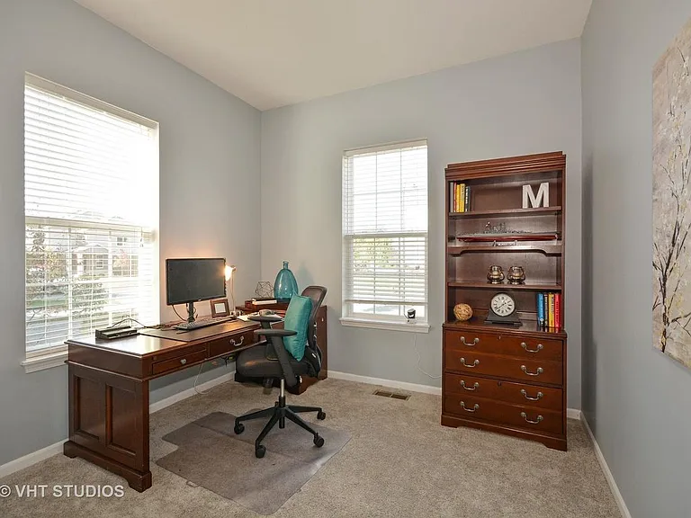 2946 Henley Ln — Photo 12