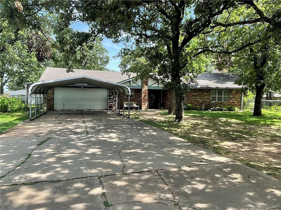 1st image of 101 Clador Dr