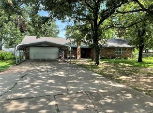 101 Clador Dr, Chandler, OK 74834