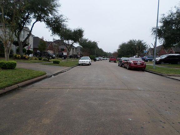 4th image of 8903 Fondren Village Dr
