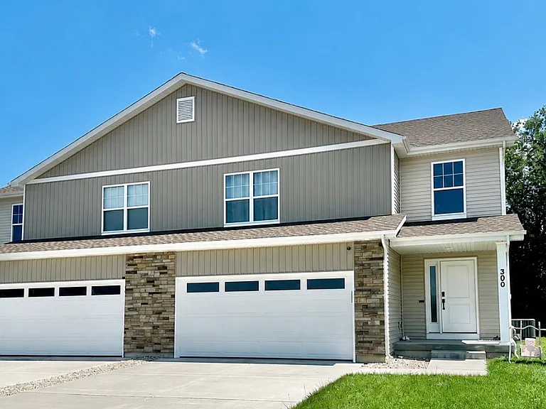 300 Waterwheel Dr — Photo 1