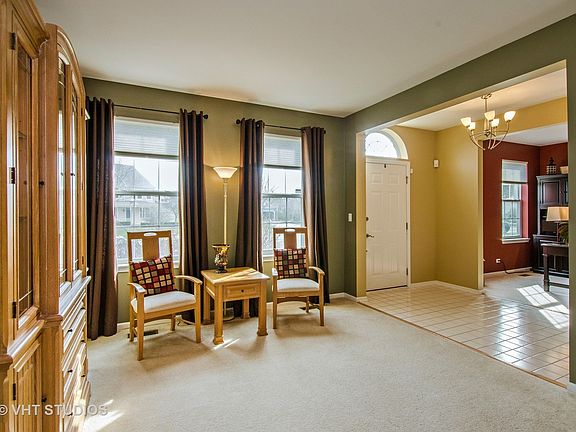 4th image of 2761 Stockberry Ln