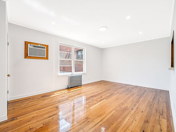 3rd image of 20-18 23rd St #1