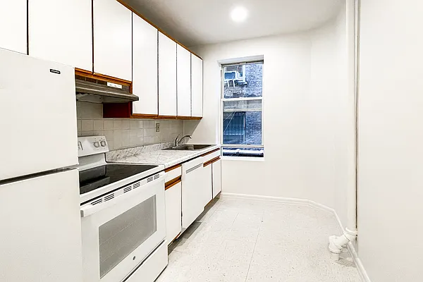 Rented by Corcoran | media 4