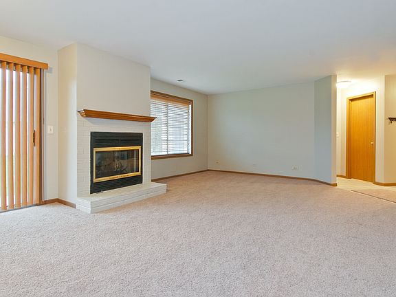 3rd image of 883 Quin Ct #1608-1
