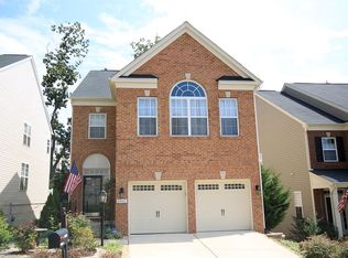 8003 Annette Dr, Lorton, VA 22079