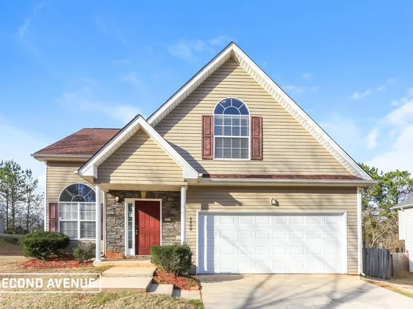 1600 Beech Grove Dr, Hampton, GA 30228