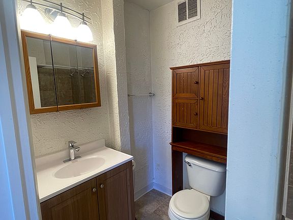 5th image of 2530 N Kedzie Blvd #305