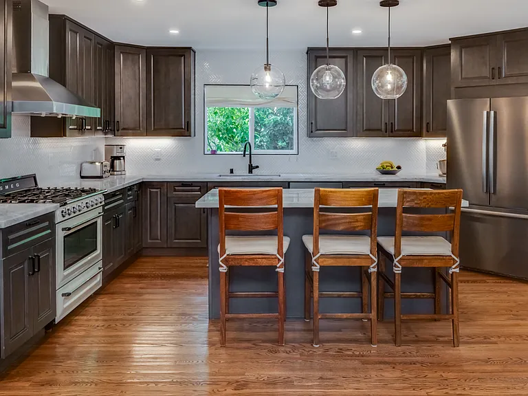 4778 Lucille Dr — Photo 9