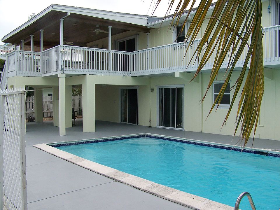 1st image of 5 Aquamarine Dr