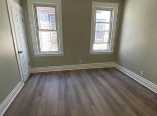 363 Chadwick Ave FLOOR 2, Newark, NJ 07112