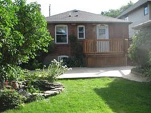 29 Maple Ave N — Photo 2