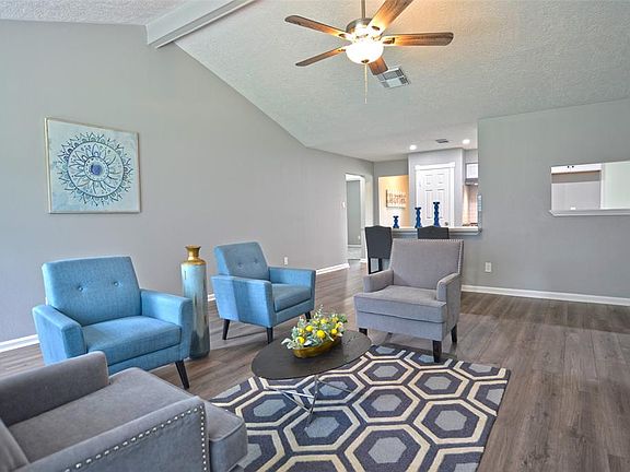 4th image of 16803 Blackhawk Blvd