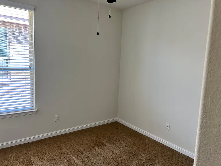 1108 Cushing Dr — Photo 18
