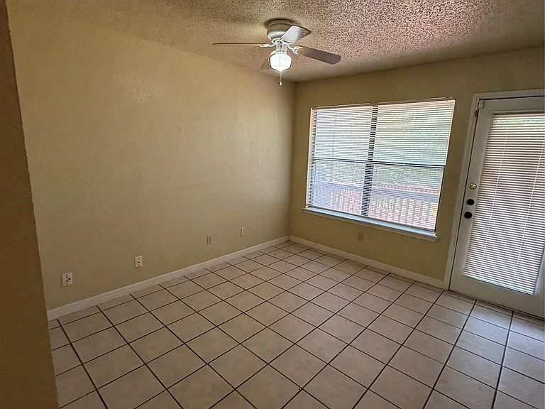 2309 Pena Cv — Photo 4