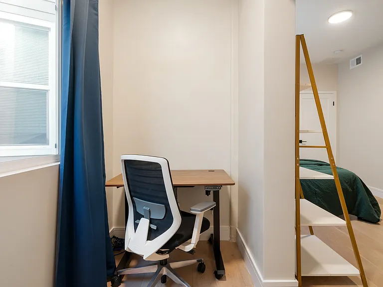 1492 Larkin St #3 — Photo 14