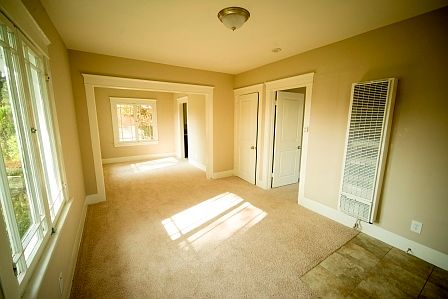 4th image of 2161 1/2 W 31st St