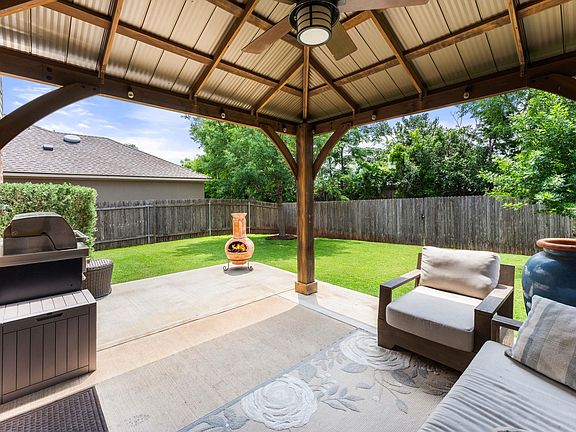 5th image of 1133 Yellow Iris Rd