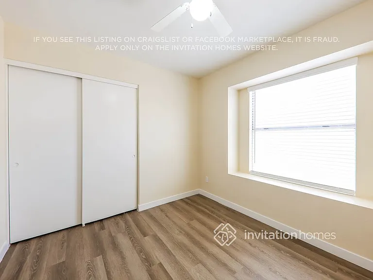 1516 E Kristal Way — Photo 13