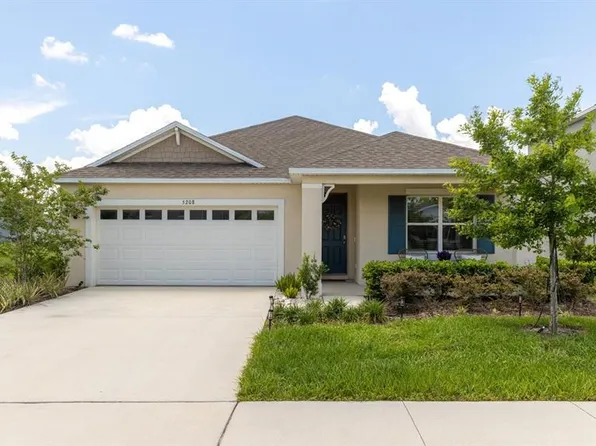 5208 Greenheart Ave, Mount Dora, FL 32757