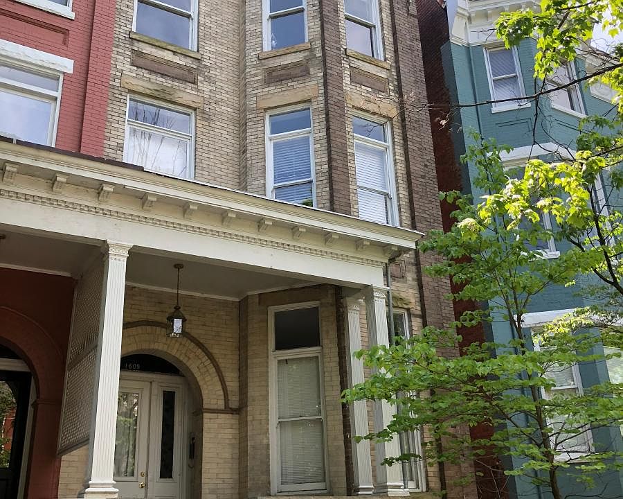 1st image of 1609 W Grace St #B1
