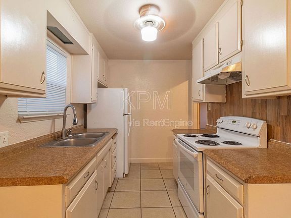 2nd image of 6808 N El Dorado St
